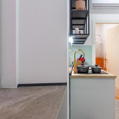 Lovely And Tiny Pied-A-Terre In The City Center Trieste Eksteriør billede