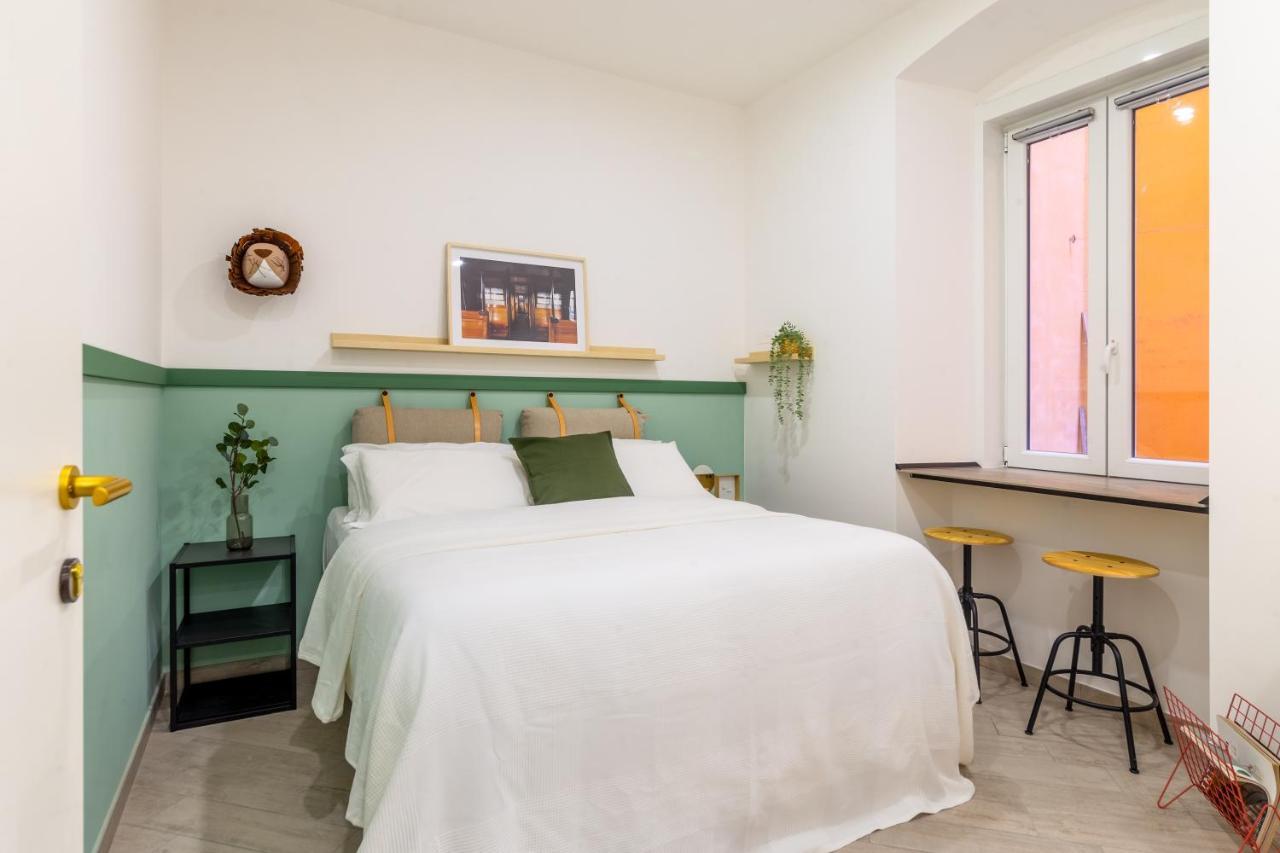 Lovely And Tiny Pied-A-Terre In The City Center Trieste Eksteriør billede